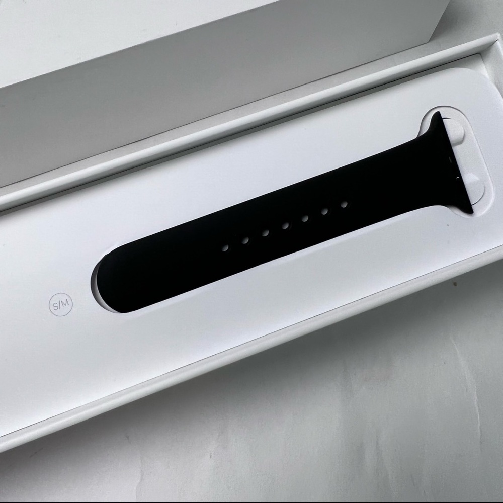 *SALE 4 for 30* New in Box Apple Watch Series 2 42mm Sports Band - 1 Piece